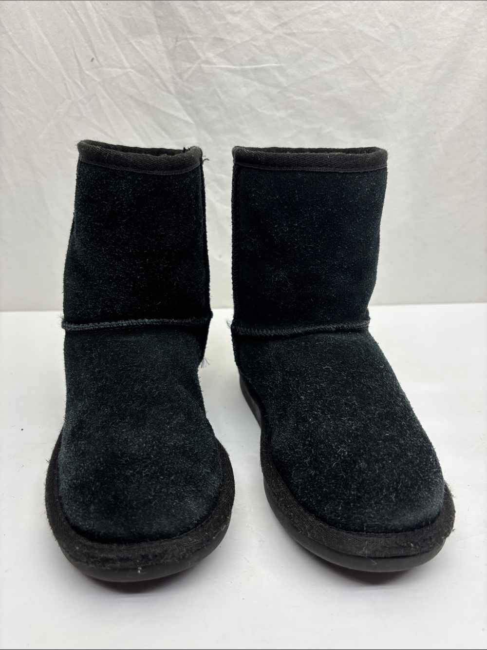 Koolaburra by Ugg short classic boots, SZ 13 for little girl, box 79